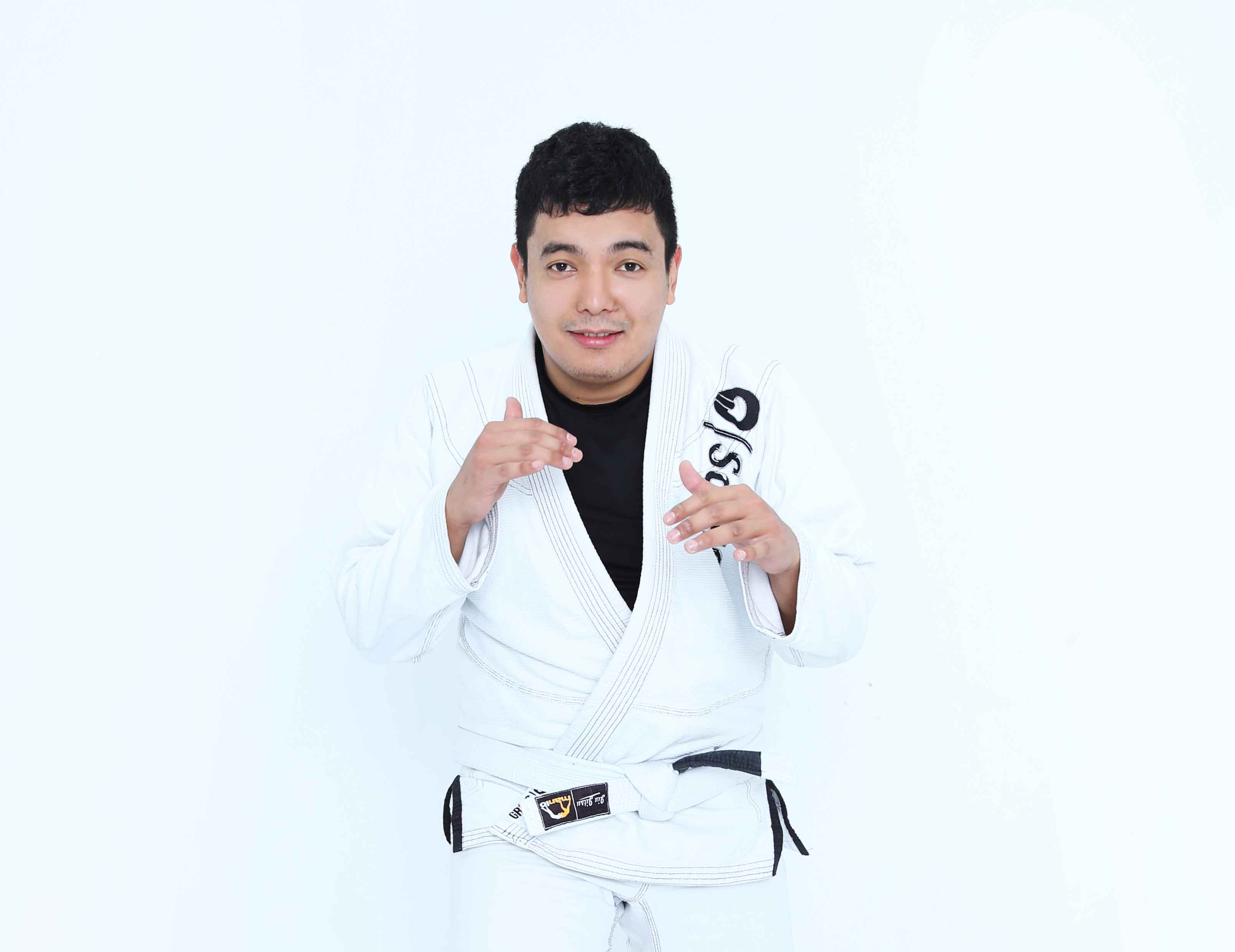 Алишер Утев